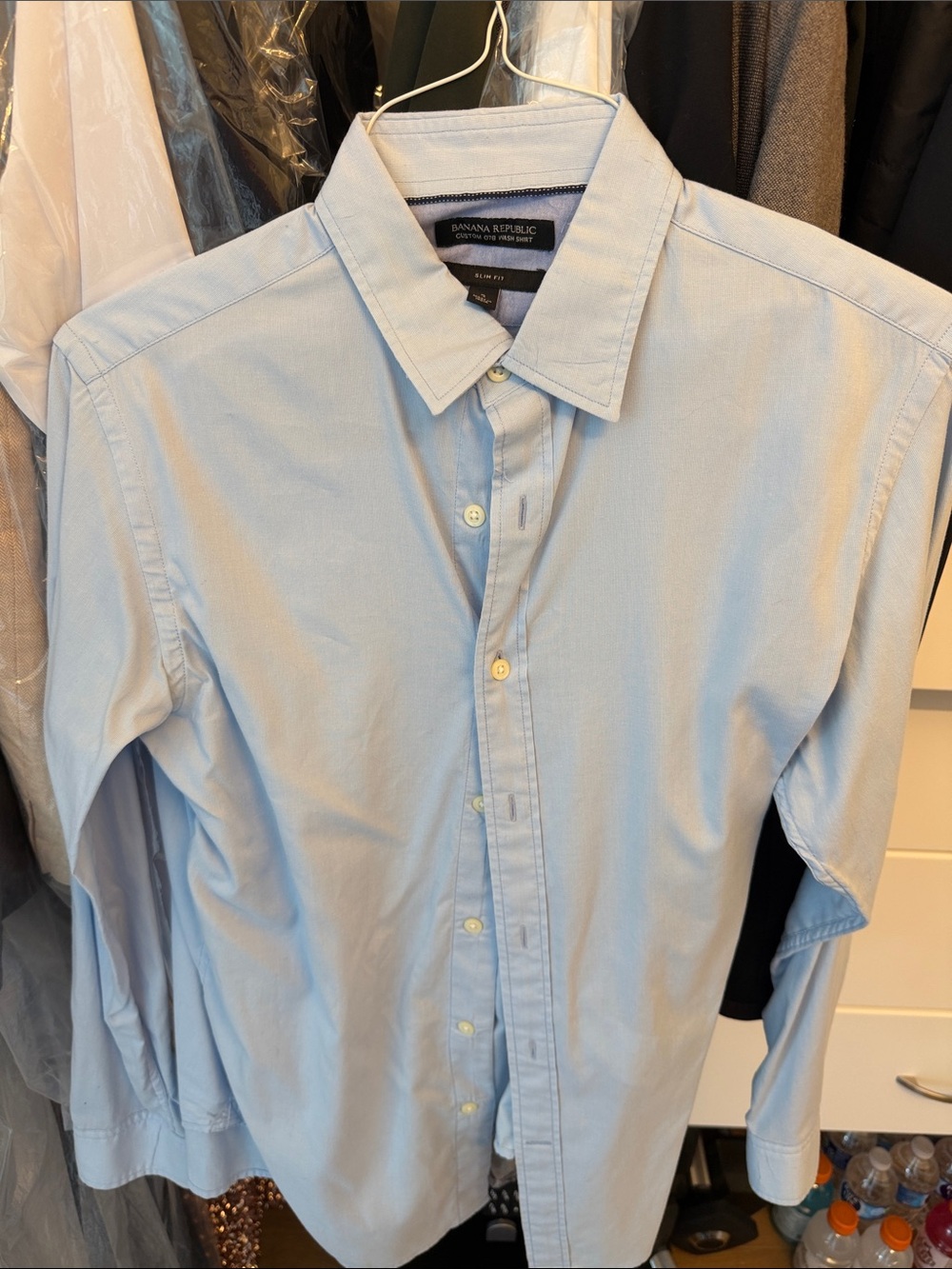 Banana Republic Men's Pale Blue Button-Down Dress Shirt